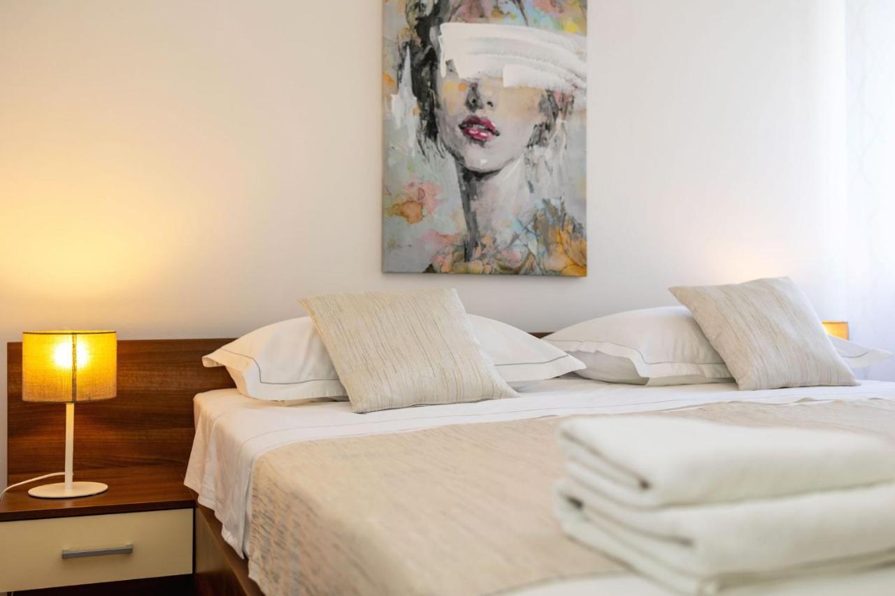Apartman Klara Bacvice Сплит Екстериор снимка