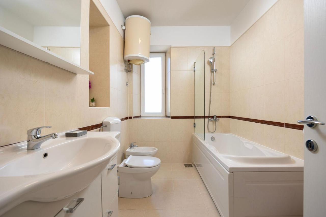 Apartman Klara Bacvice Сплит Екстериор снимка